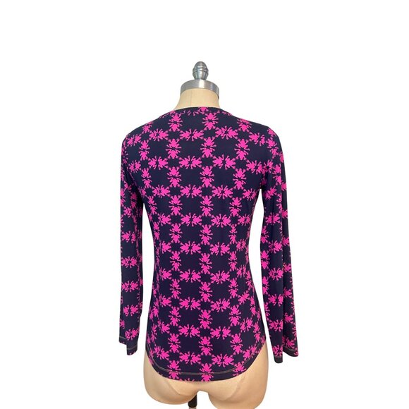 Lilly Pulitzer Janelle Get Hoppy Henley Top Cotton with Frogs size Small - Picture 4 of 6